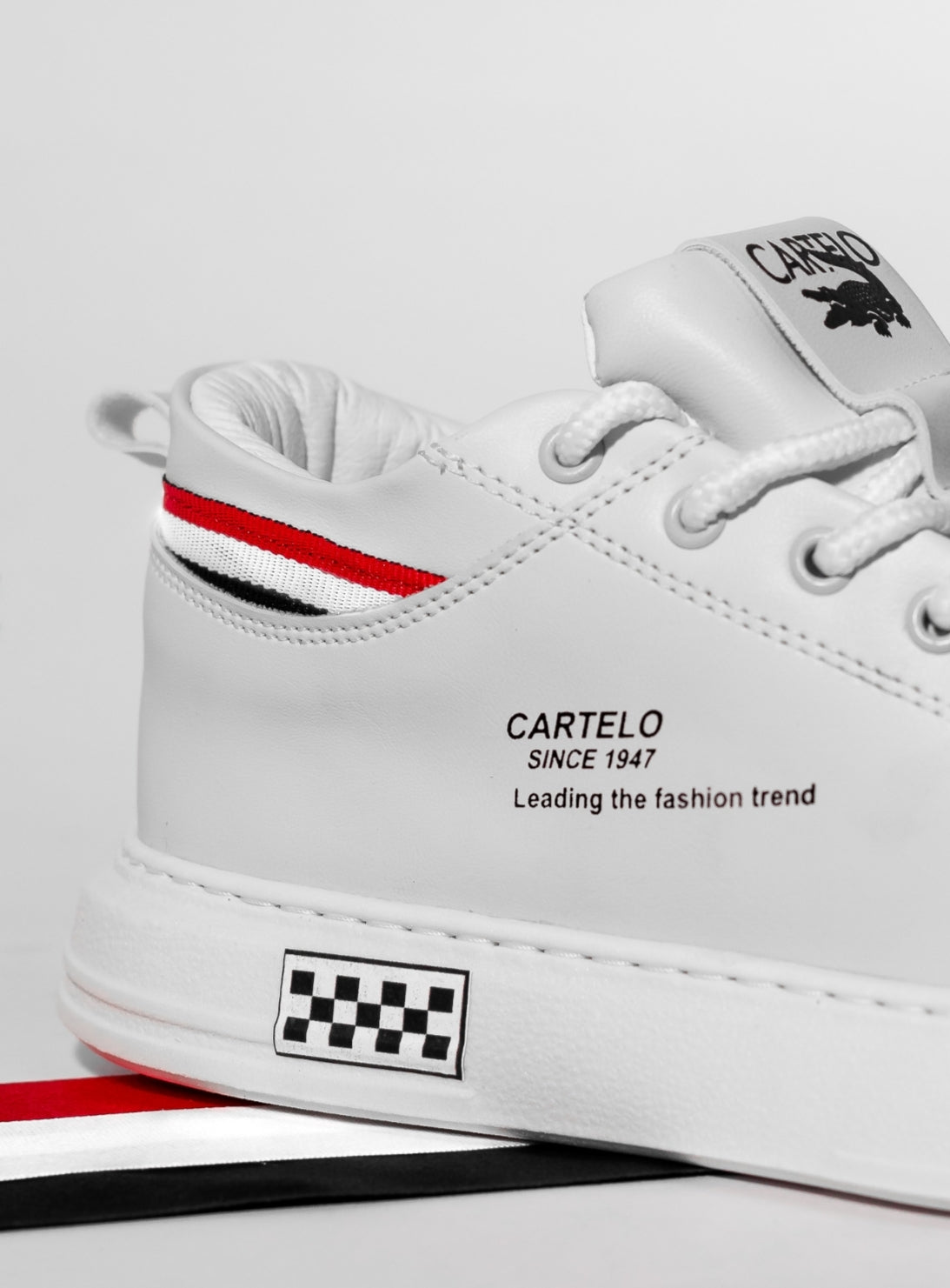 Comprar tenis clásicos elegantes para caballero con envío gratis